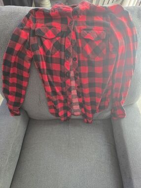 Women’s Red and Black Buffalo Plaid Long Sleeve Button-Up Shirt